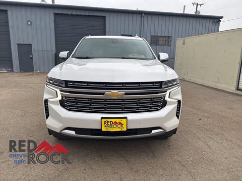 Used 2021 Chevrolet Tahoe Premier w/ Premium Package AWD/4WD image 2