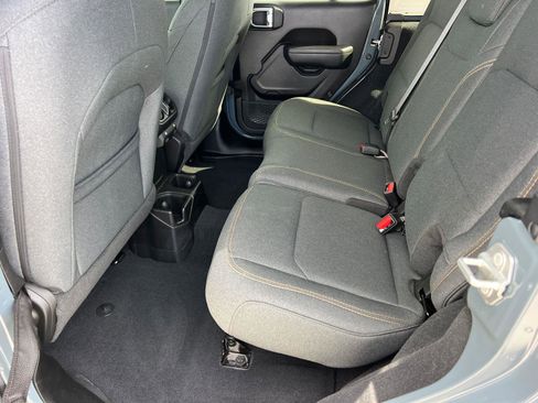 Used 2024 Jeep Wrangler Unlimited Sport AWD/4WD image 20