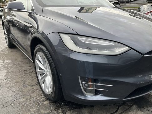 Used 2017 Tesla Model X 75D image 72