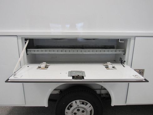 Used 2016 RAM ProMaster 2500 w/ Premium Appearance Group image 29