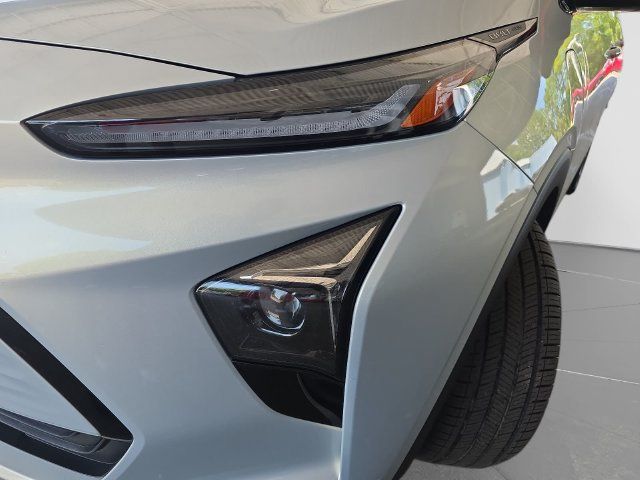 Used 2023 Chevrolet Bolt EUV Premier w/ Sun & Sound Package FWD image 28