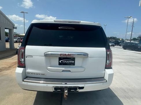 Used 2016 GMC Yukon XL Denali w/ Open Road Package RWD image 6