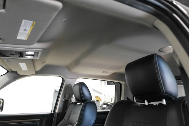 Used 2017 RAM 1500 Laramie w/ Convenience Group AWD/4WD image 29
