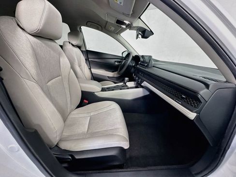 Used 2024 Honda Accord LX image 30