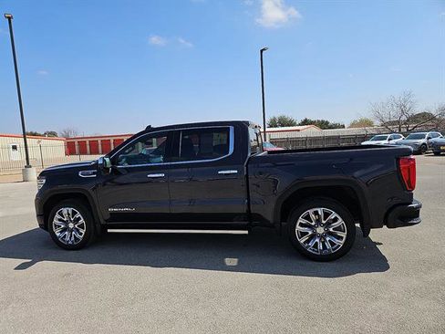 Used 2024 GMC Sierra 1500 Denali w/ Denali Reserve Package image 2