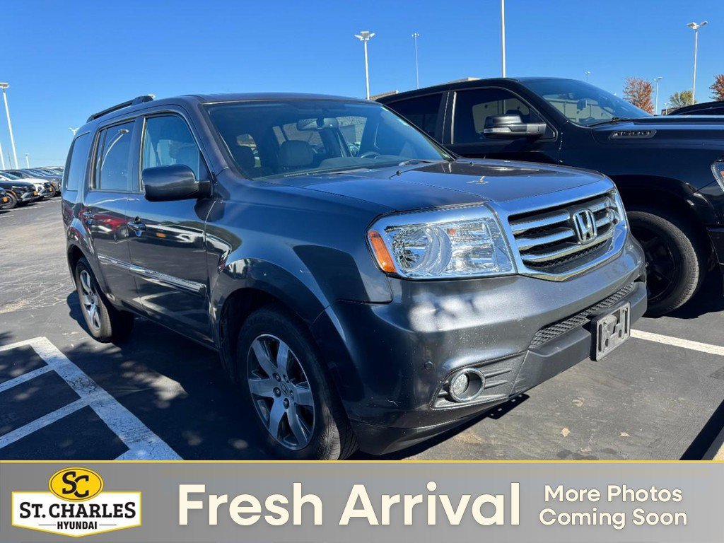 Used 2013 Honda Pilot Touring image 1