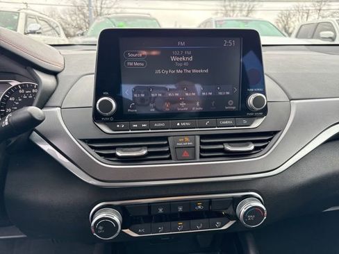 Used 2023 Nissan Altima 2.5 SR image 16