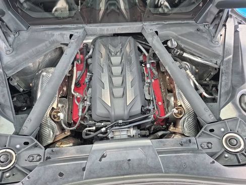 Used 2023 Chevrolet Corvette Stingray Coupe w/ 1LT RWD image 24