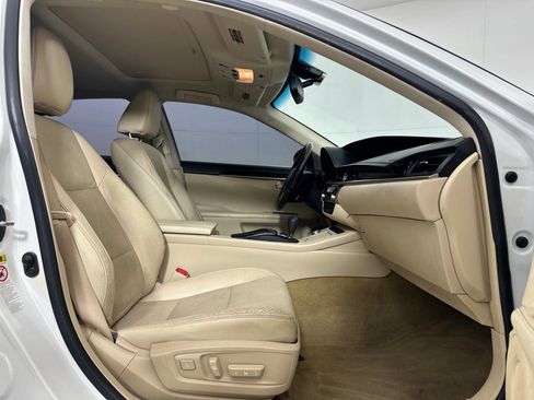 Used 2013 Lexus ES 350 w/ Luxury Pkg image 28