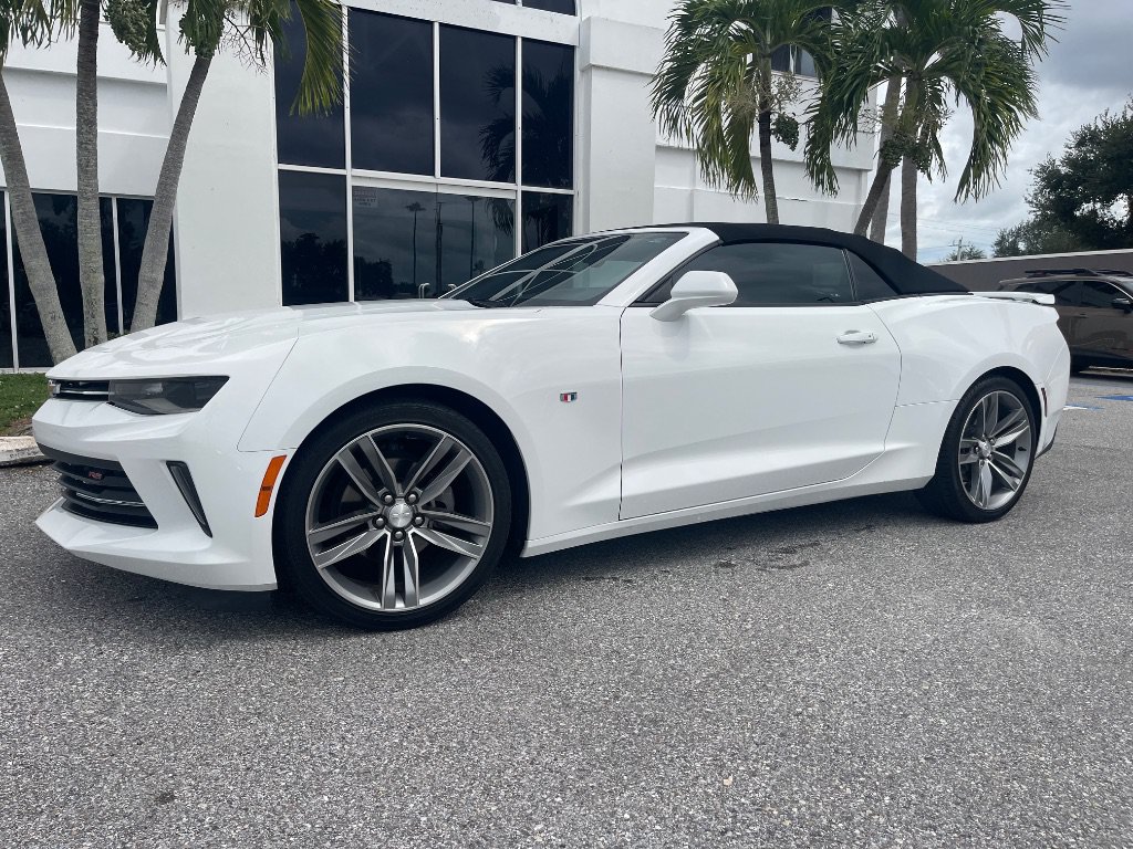 Used 2017 Chevrolet Camaro LT w/ RS Package RWD image 11
