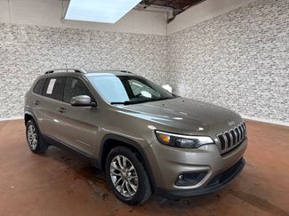 Used 2019 Jeep Cherokee Latitude Plus w/ Comfort/Convenience Group FWD video 1
