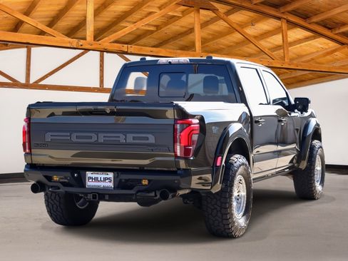 Used 2025 Ford F150 Raptor AWD/4WD image 5