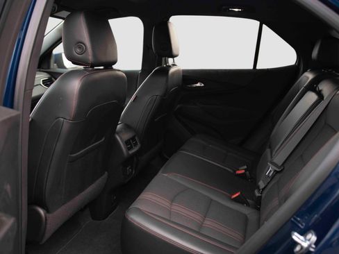 Used 2022 Chevrolet Equinox RS w/ Infotainment Package image 12