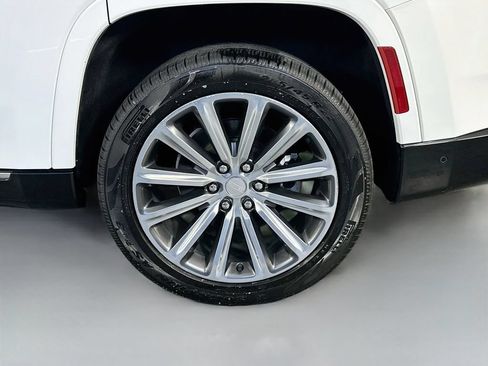 Used 2023 Jeep Grand Wagoneer 4WD w/ Convenience Group III image 34