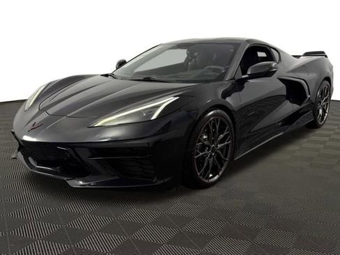Used 2023 Chevrolet Corvette Stingray Premium Cpe w/ Z51 Performance Package RWD image 3