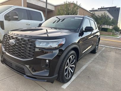 Used 2025 Ford Explorer ST-Line