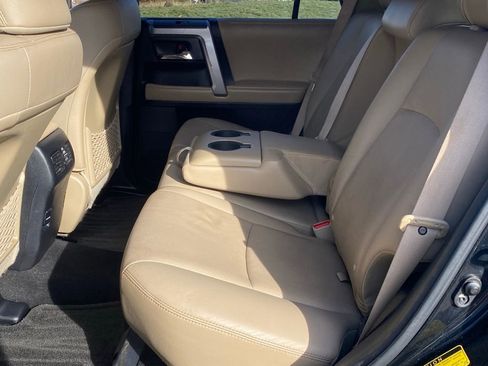 Used 2015 Toyota 4Runner Limited image 6