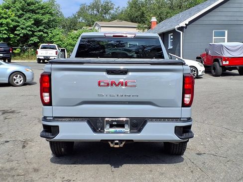 Used 2024 GMC Sierra 1500 Pro w/ Graphite Edition AWD/4WD image 6