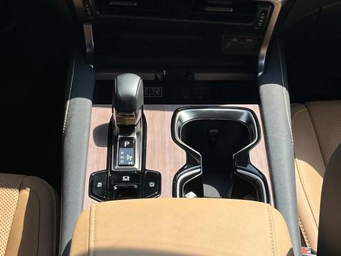 Used 2025 Lexus RX 350 Premium w/ Accessory Package (Z1) FWD image 16