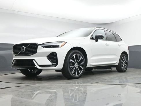 Used 2023 Volvo XC60 B5 Plus w/ Climate Package image 36