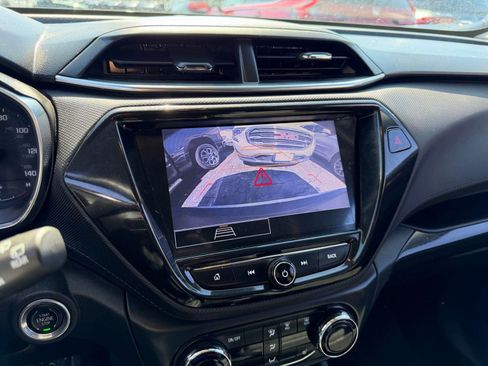 Used 2022 Chevrolet TrailBlazer LT w/ Convenience Package image 25