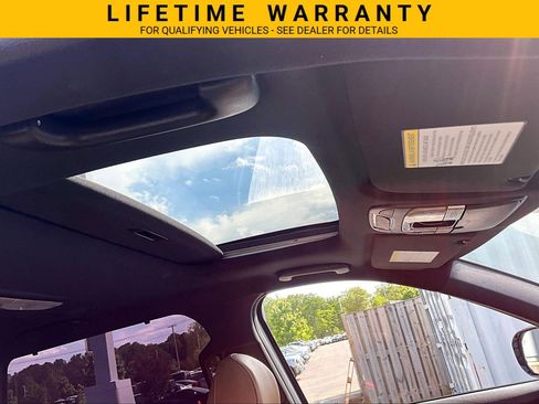 Used 2022 Kia Telluride SX w/ Towing Package FWD image 18