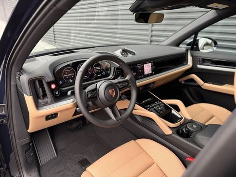 New 2026 Porsche Cayenne image 4