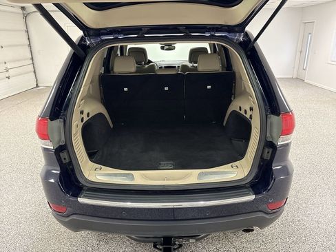 Used 2018 Jeep Grand Cherokee Limited image 27