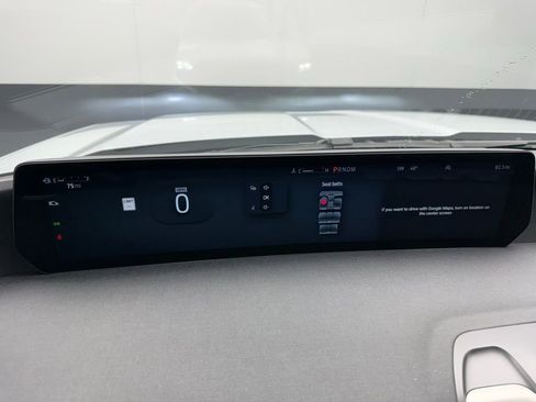 New 2025 Ford Expedition Active image 4