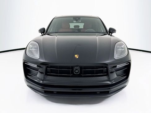 New 2026 Porsche Macan image 6