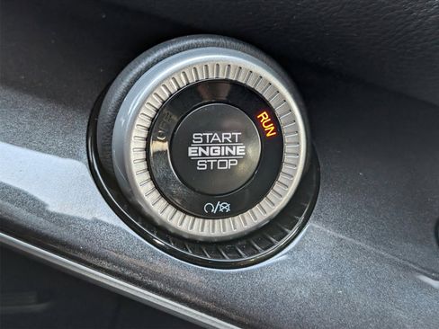 Used 2024 Jeep Wagoneer L 4WD w/ Premium Group I image 19