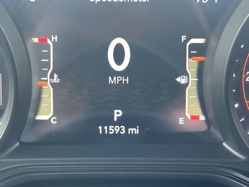 Used 2025 Jeep Wrangler Sport AWD/4WD image 20