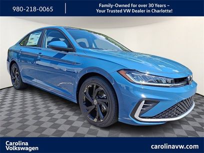 New 2025 Volkswagen Jetta SE