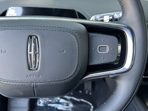 New 2025 Lincoln Nautilus Premier w/ Jet Appearance Package image 19