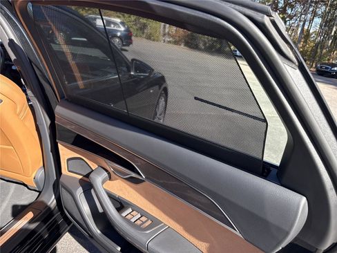 Used 2022 Audi A8 L 3.0T w/ Executive Package image 28