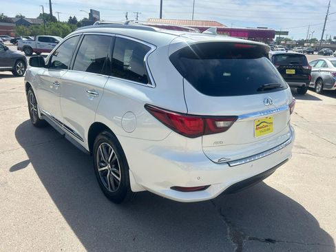 Used 2019 INFINITI QX60 Luxe w/ Essential Package AWD/4WD image 5