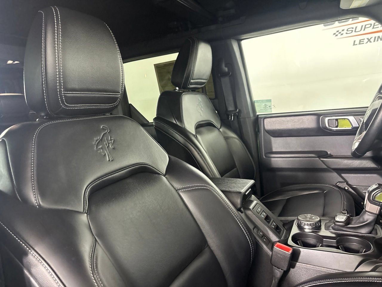 Used 2025 Ford Bronco Outer Banks AWD/4WD image 30