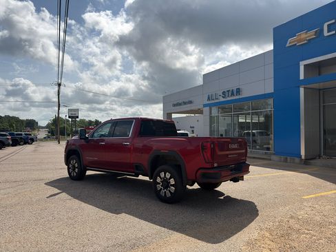 Used 2024 GMC Sierra 2500 Denali w/ Denali Reserve Package AWD/4WD image 4