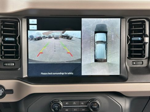 Used 2022 Ford Bronco Wildtrak image 22