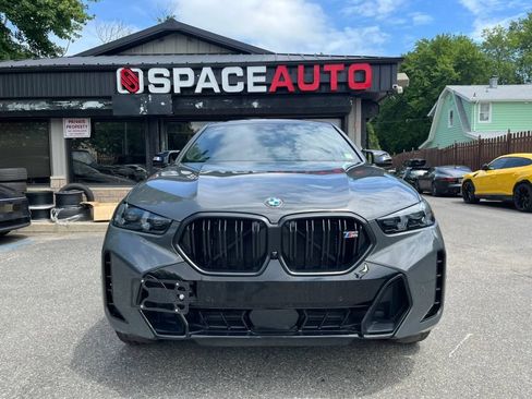 Used 2025 BMW X6 M60i AWD/4WD image 2