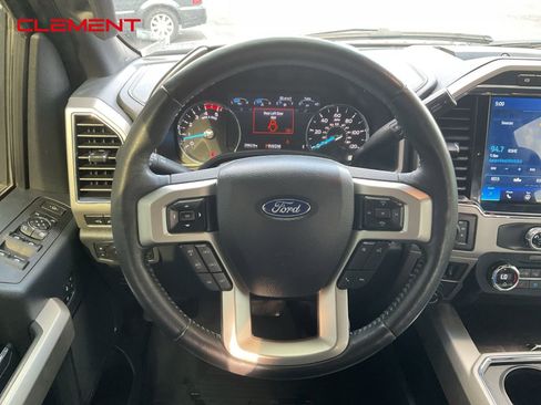 Used 2022 Ford F250 Lariat w/ Black Appearance Package image 10