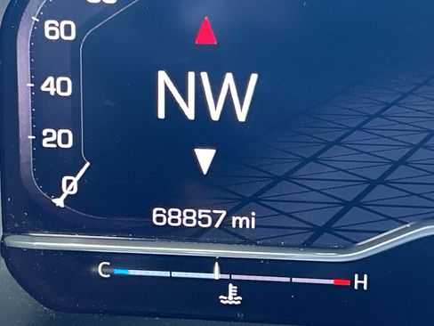 Used 2024 GMC Sierra 2500 AT4 image 19