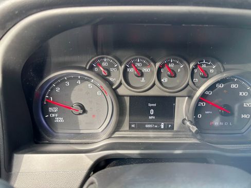 Used 2023 Chevrolet Silverado 1500 Custom image 5