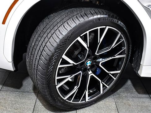 Used 2021 BMW X6 M w/ Executive Package AWD/4WD image 7