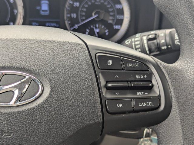 Used 2020 Hyundai Venue SEL FWD image 19