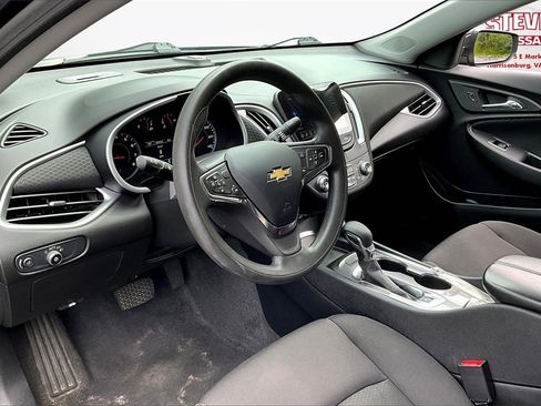 Used 2023 Chevrolet Malibu LT image 16