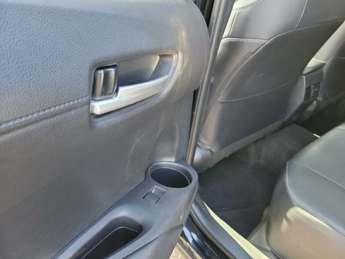 Used 2024 Toyota Corolla Cross XLE AWD/4WD image 13