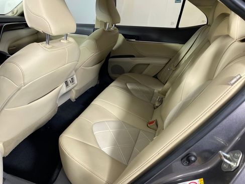 Used 2018 Toyota Camry XLE w/ Audio Package image 26