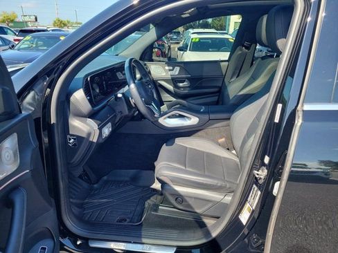 Used 2023 Mercedes-Benz GLE 350 w/ Premium Package image 16