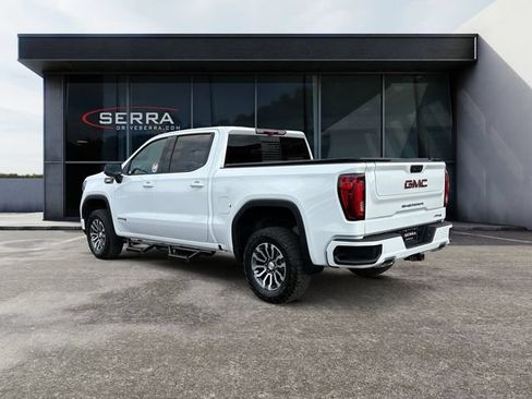 Used 2023 GMC Sierra 1500 AT4 w/ Technology Package AWD/4WD image 3